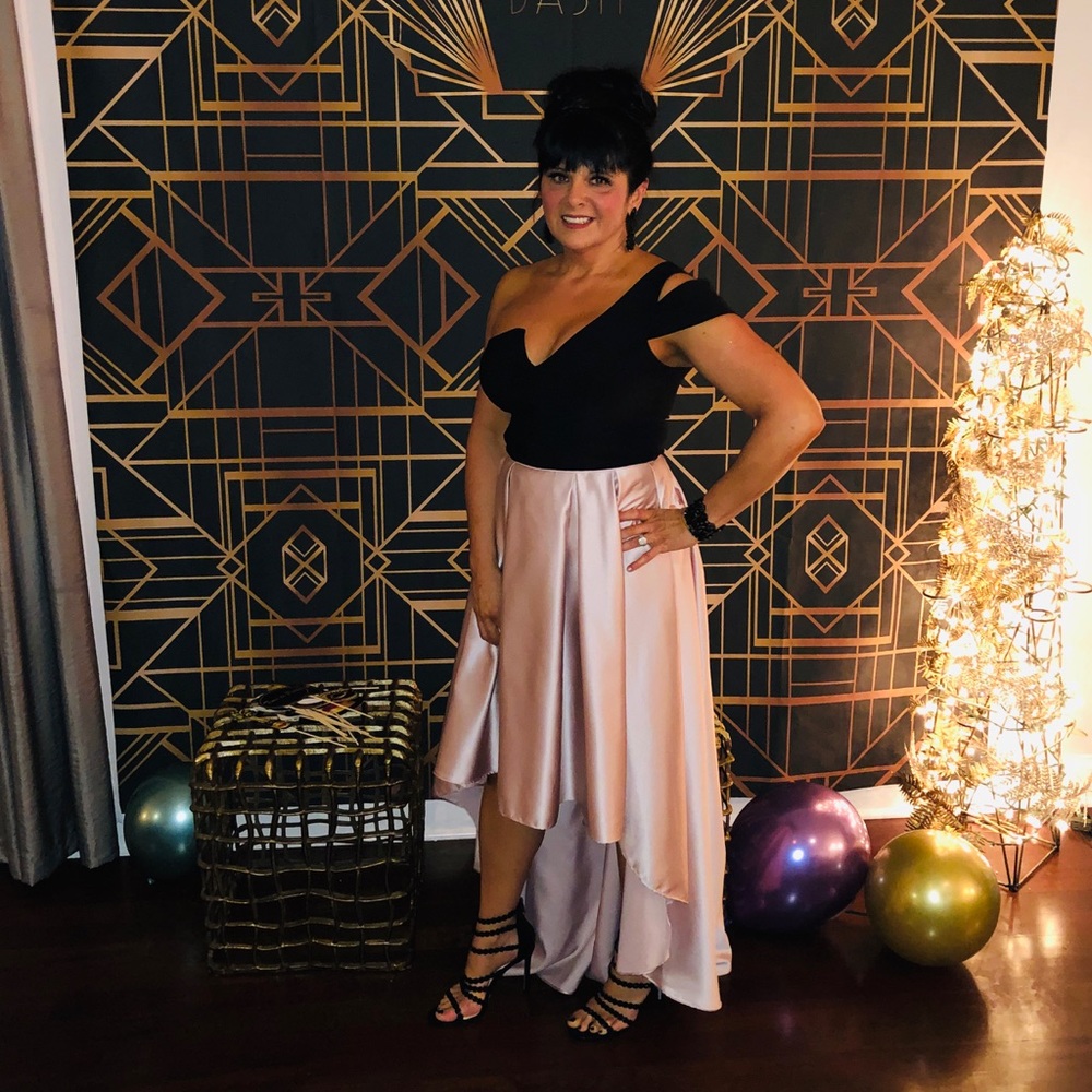 Semi formal Betsy & Adam dress
